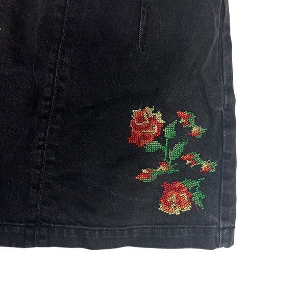 Top Shop Moto Women's 4 Denim Mini Skirt Black Embroidered Cross Stitch Flowers - Picture 3 of 7
